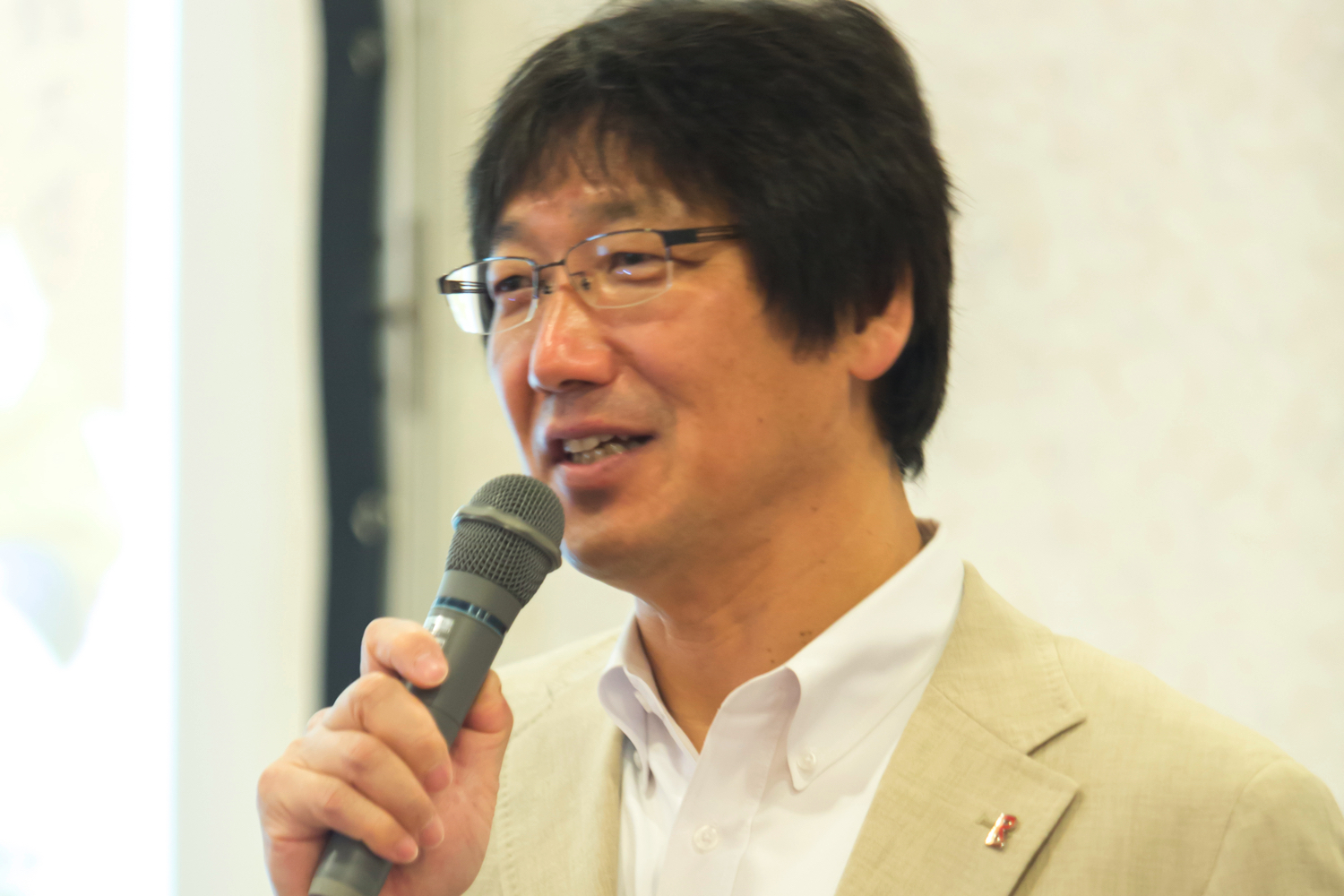 伊坂 忠夫教授